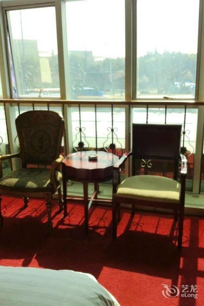 Qingpu Family Hotel Shanghai Exterior photo